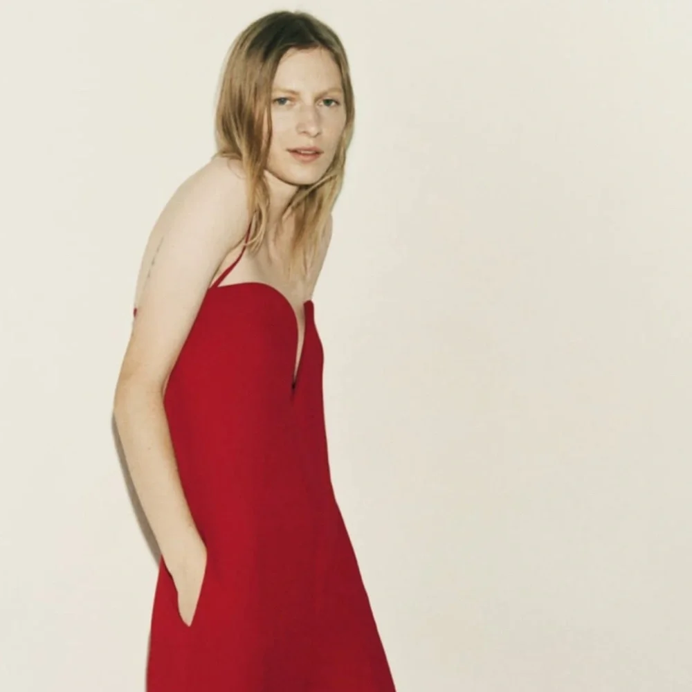 Single pc 🔥Zara limited edition sweetheart neckline jumpsuit you can’t miss - Picture 2 of 7